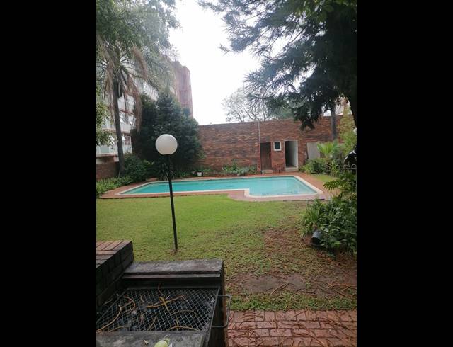 4 BEDROOM FLAT FOR SALE IN SUNNYSIDE